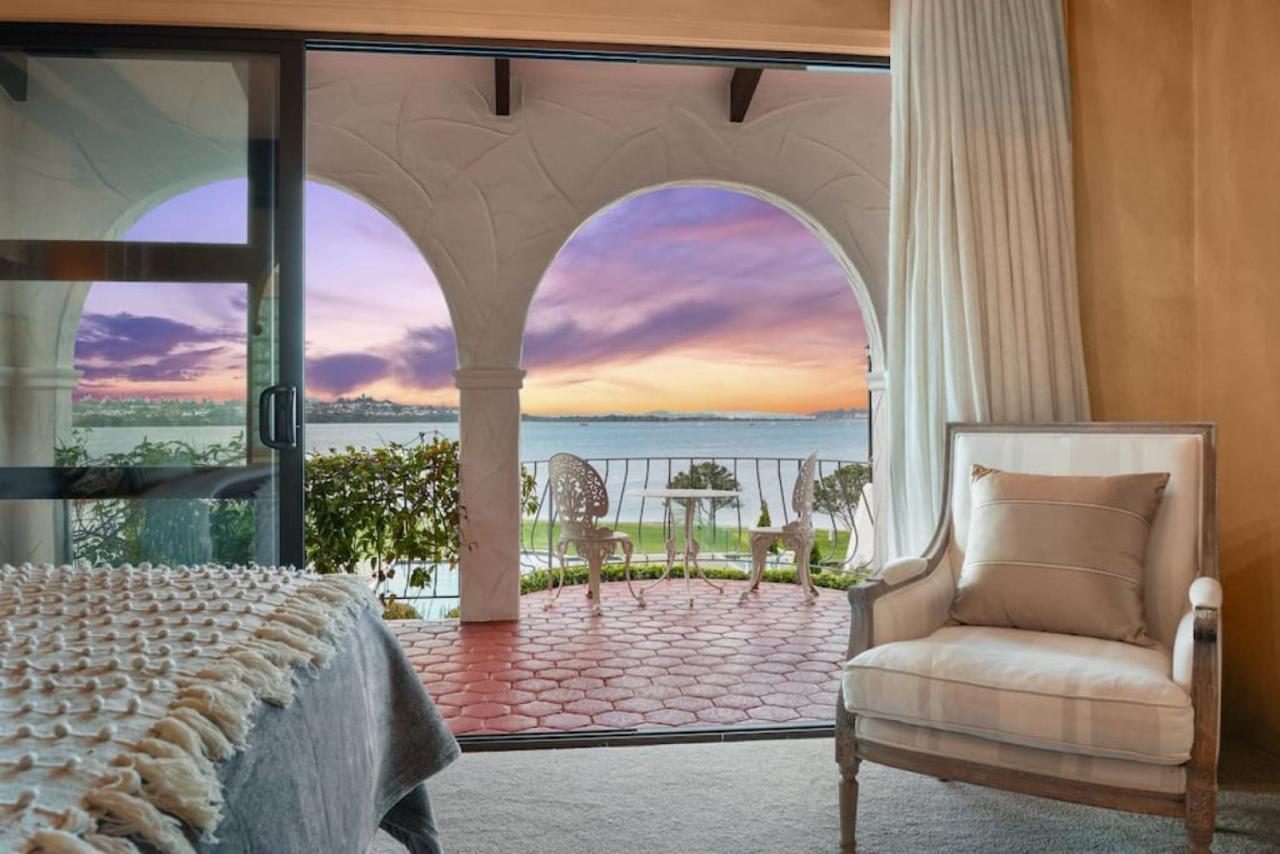 Magnificent Beachfront Mansion - Pool - Fireplace Auckland Ngoại thất bức ảnh