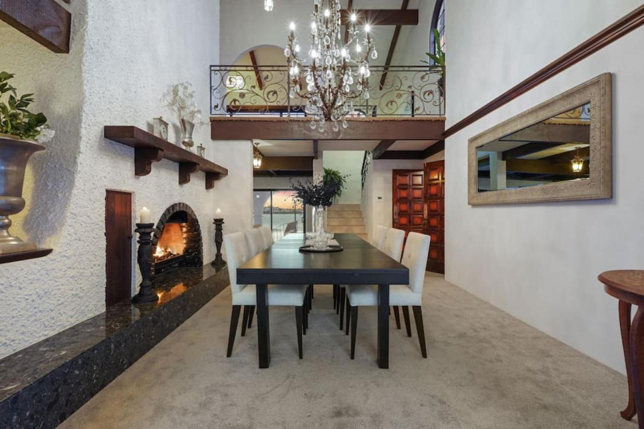 Magnificent Beachfront Mansion - Pool - Fireplace Auckland Ngoại thất bức ảnh