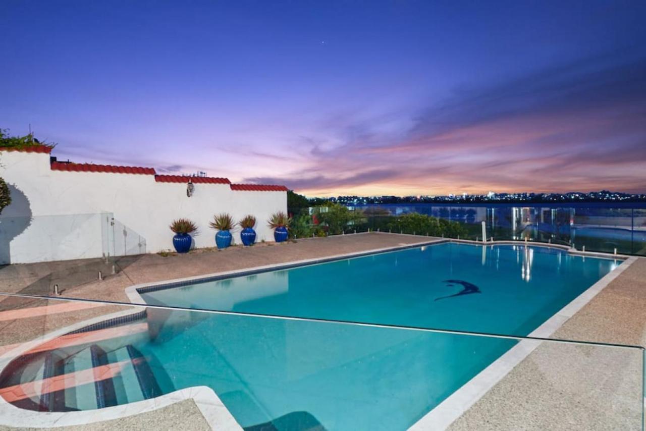 Magnificent Beachfront Mansion - Pool - Fireplace Auckland Ngoại thất bức ảnh